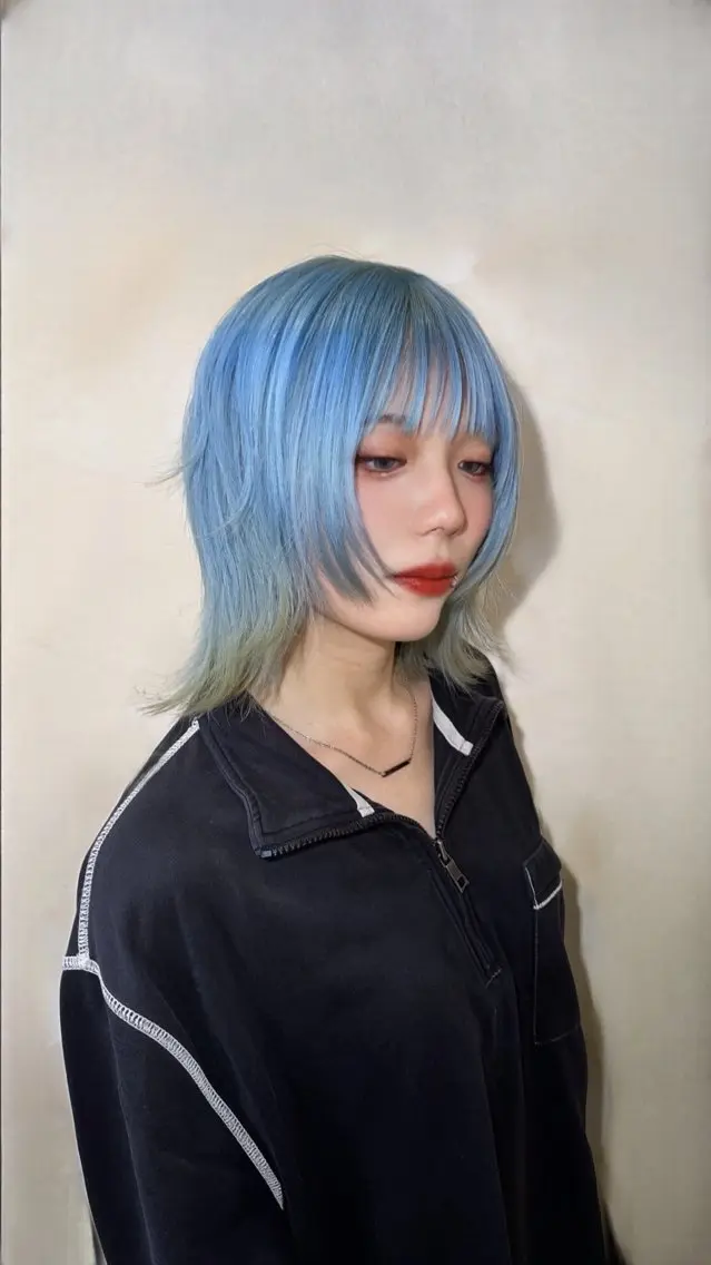 ミディアム ヘアカラー moremuu 舞桜🤍🫧のヘアスタイル