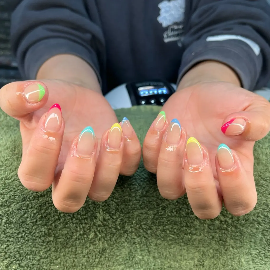ネイル ハンドネイル フットネイル MHR nailのネイルデザイン