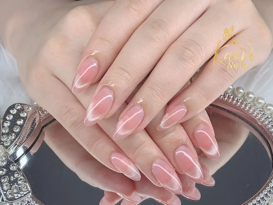 ネイル チークネイル ドット フレンチネイル ジェルネイル グラデーション Kaori Nailのネイルデザイン