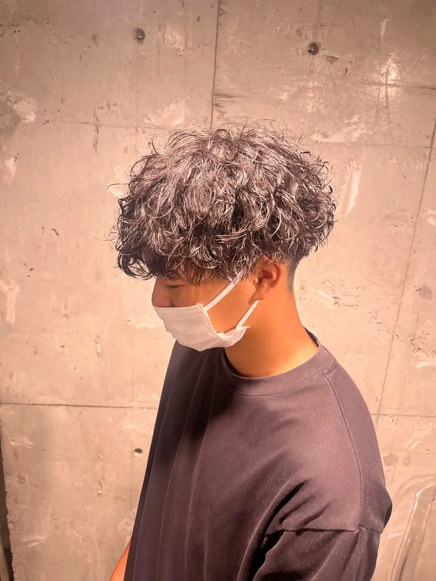 ミディアム パーマ メンズ 横浜駅メンズパーマ師 🌀岩﨑弘成🌀のヘアスタイル