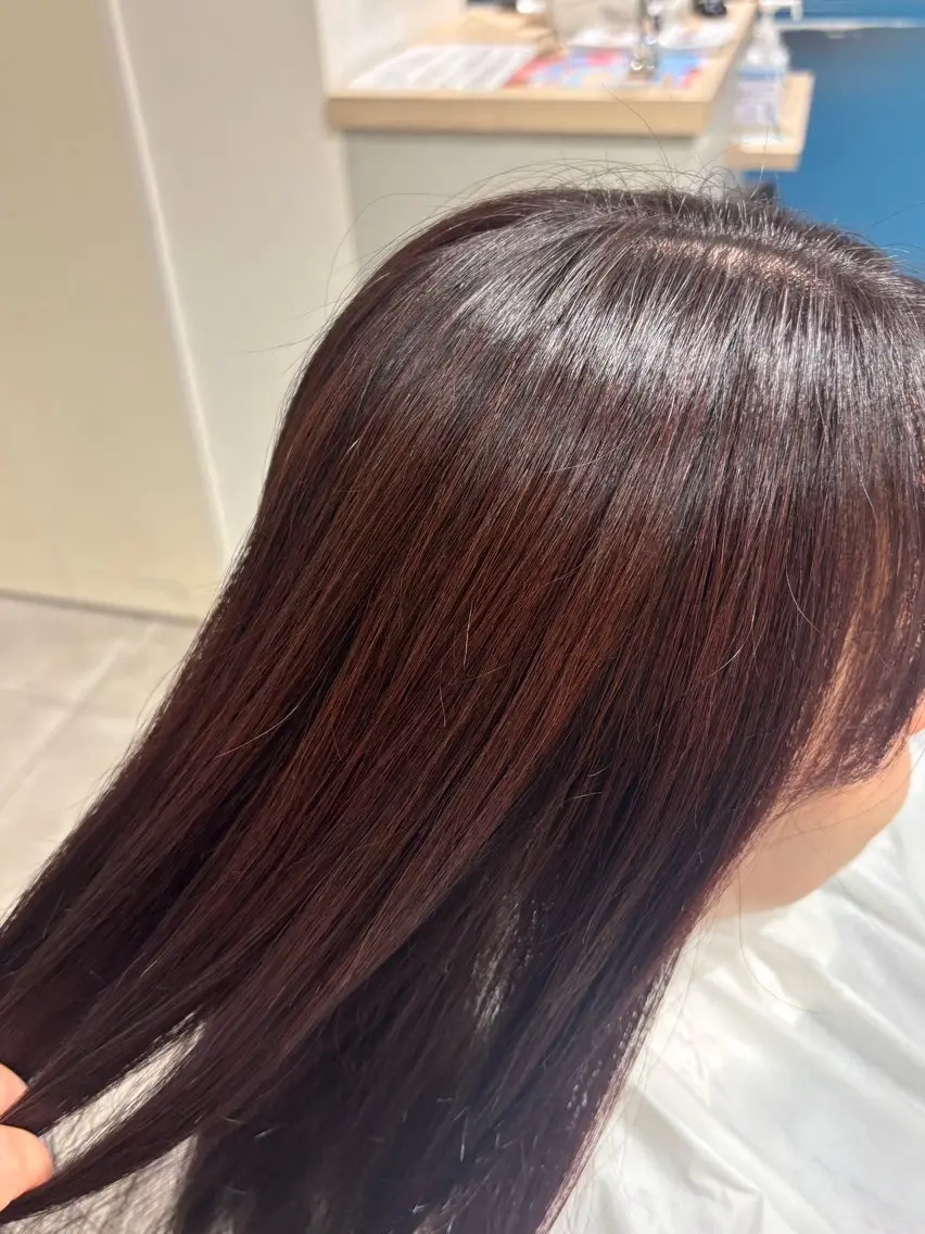 ロング カラー レッドカラー ヘアカラー 日野 鈴のヘアスタイル