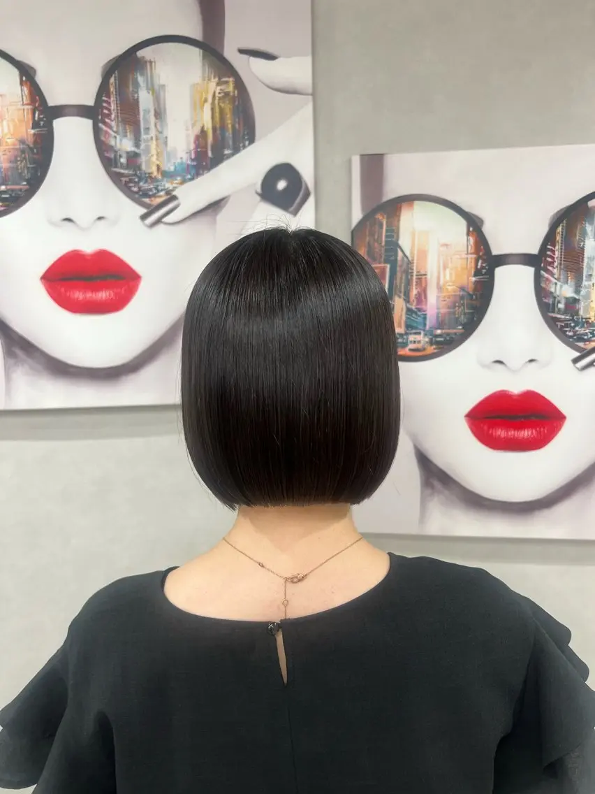 ショート ボブ カット A BY WHO たかはしのヘアスタイル