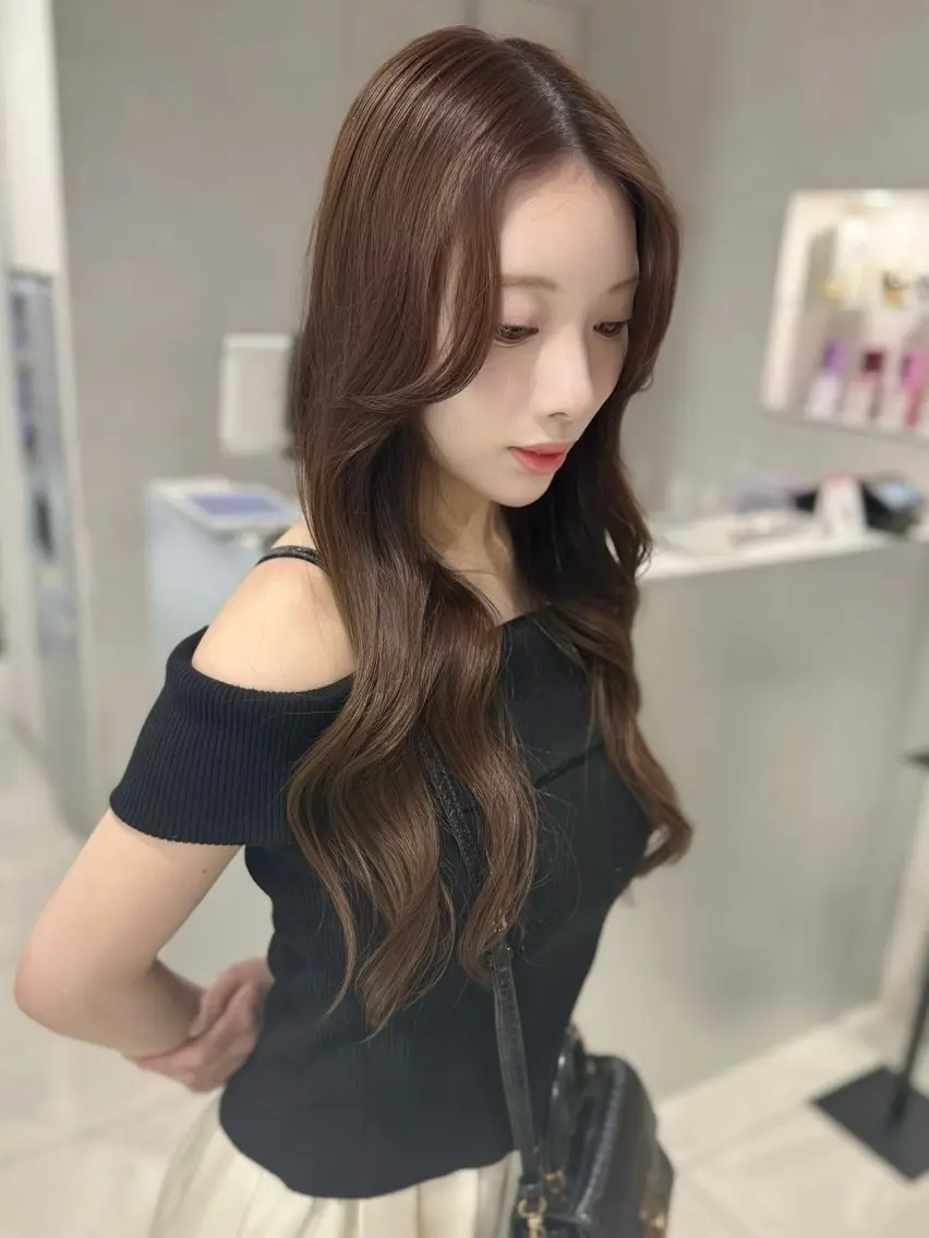 ロング カラー カット ヘアカラー トリートメント 髪質改善ストレート 韓国風レイヤー池袋のヘアスタイル