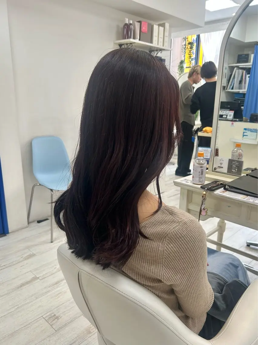 ロング カラー 小川 夏花のヘアスタイル