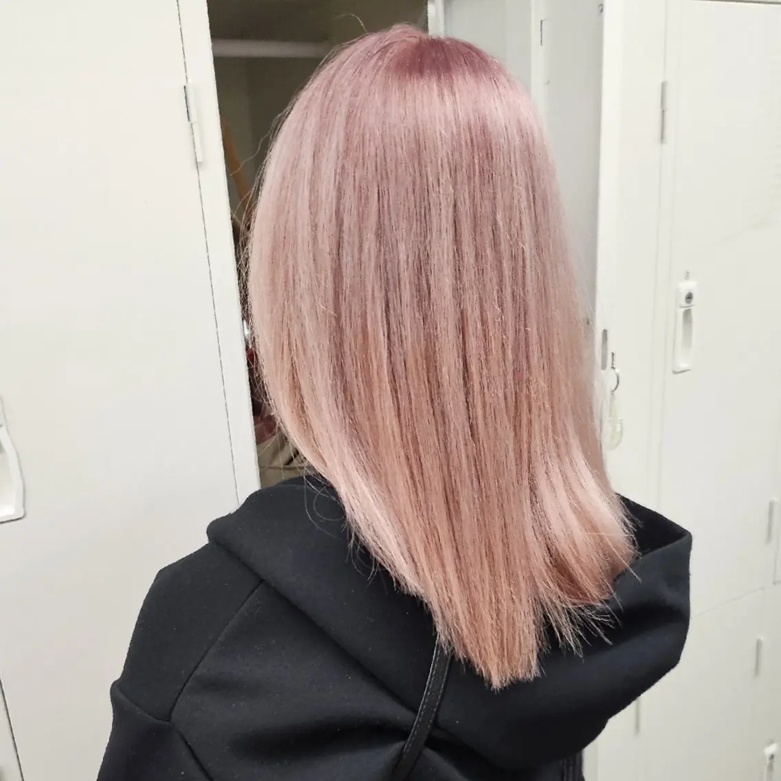【ダメージ98%OFF✨】全頭ケアブリーチ(リタッチも可)＋ケアカラー＋カット＋超音波2STEPトリートメントの写真