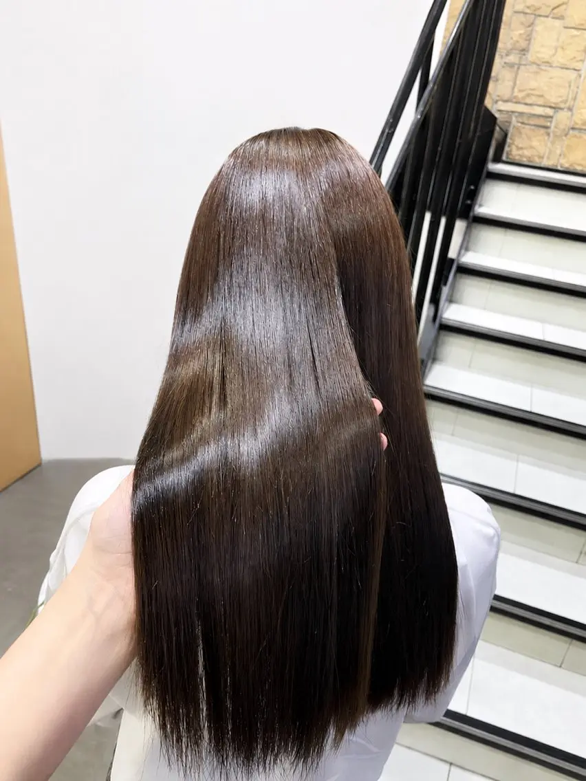【定番人気🪄】髪質改善トリートメント✨髪の毛をサラサラちゅるちゅるにしたいお客様におすすめです💕の写真