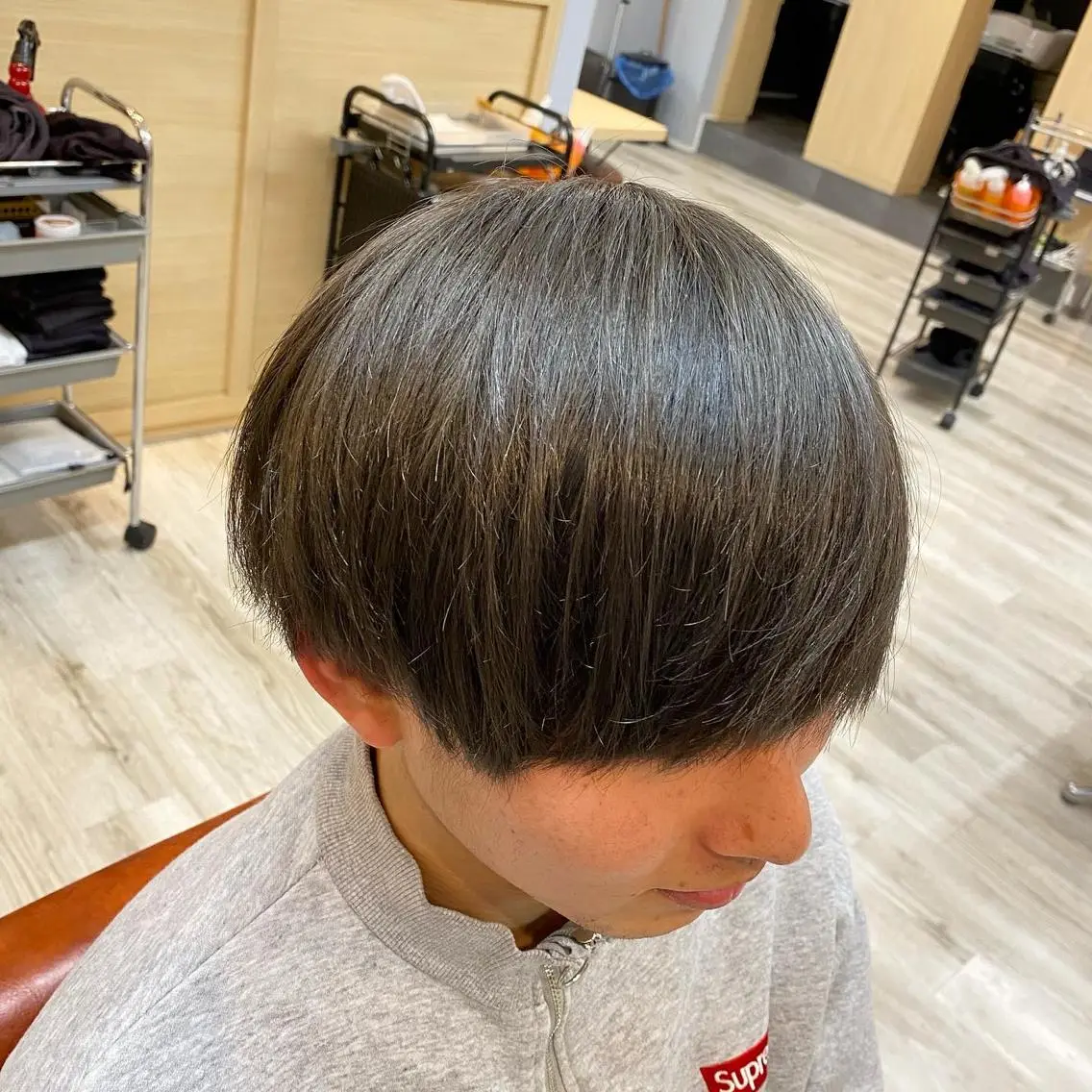メンズ マッシュ 透明感カラー✨ 酸性ストレート特化のヘアスタイル