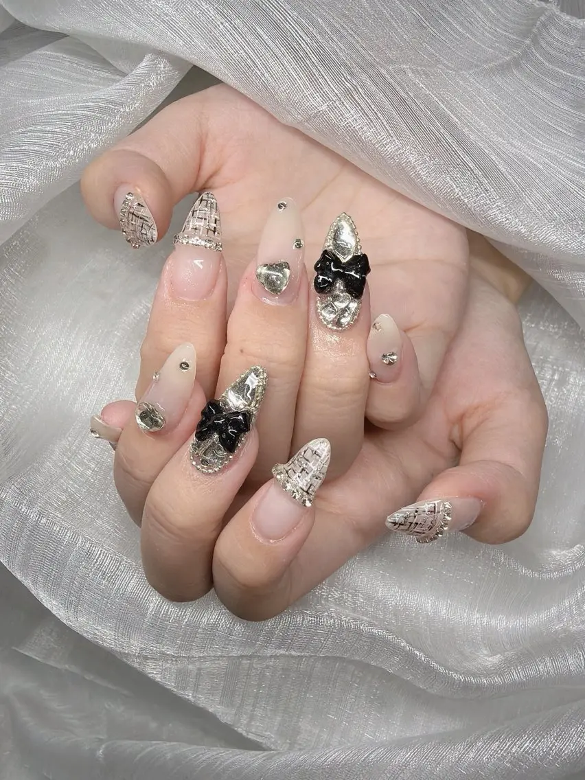 ネイル 長さ出し グラデーション 卒業式 キラキラネイル マグネットネイル ハンドネイル Lee Nailsのネイルデザイン