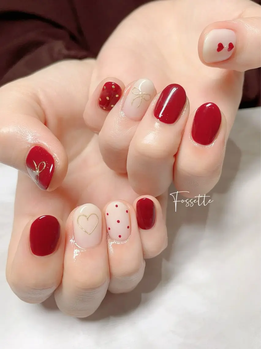 ネイル ドット ハート ミラーネイル リボン ショートネイル ハンドネイル nailsalon Fossetteのネイルデザイン