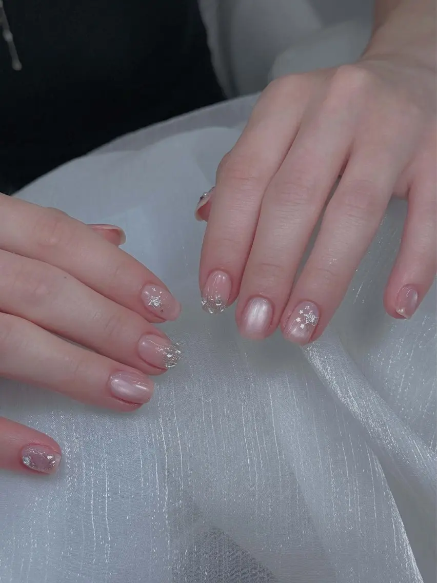 ネイル アートネイル ジェルネイル 韓国ネイル ニュアンスネイル ハンドネイル Luna Nail.Novaのネイルデザイン