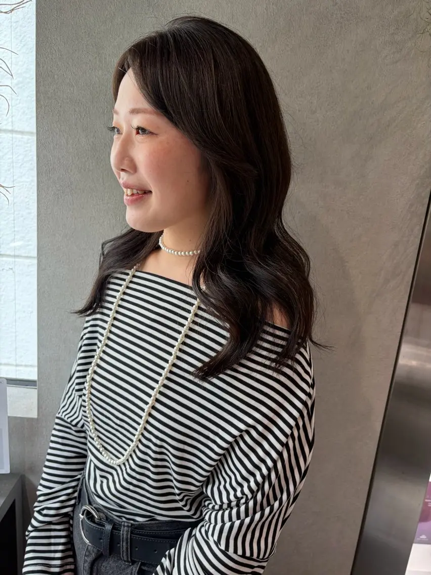 セミロング カラー ヘアカラー トリートメント ナチュラル透明感🌱 小山美樹子のヘアスタイル
