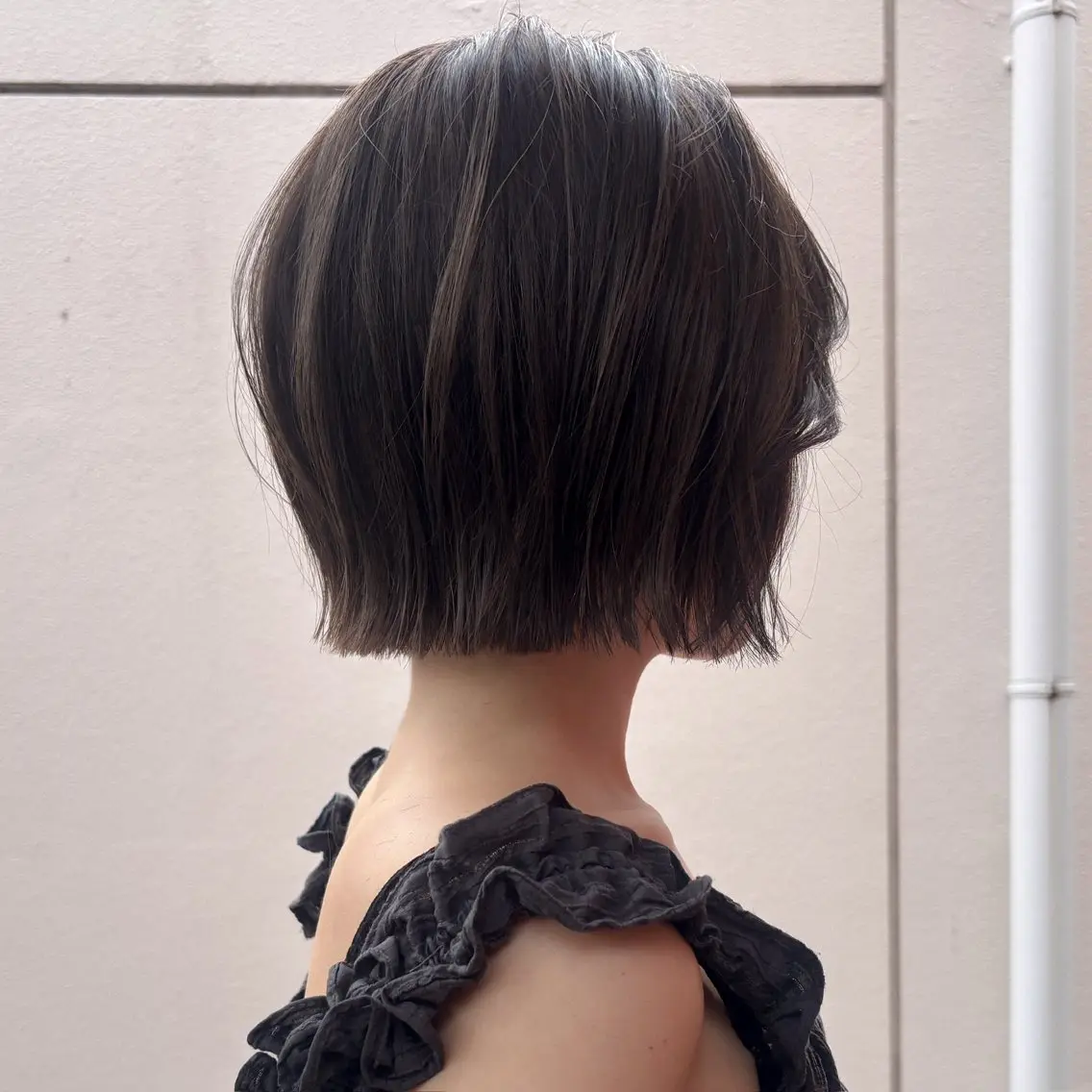 ショート 外ハネヘア 艶カラー🫧 猿渡 響のヘアスタイル