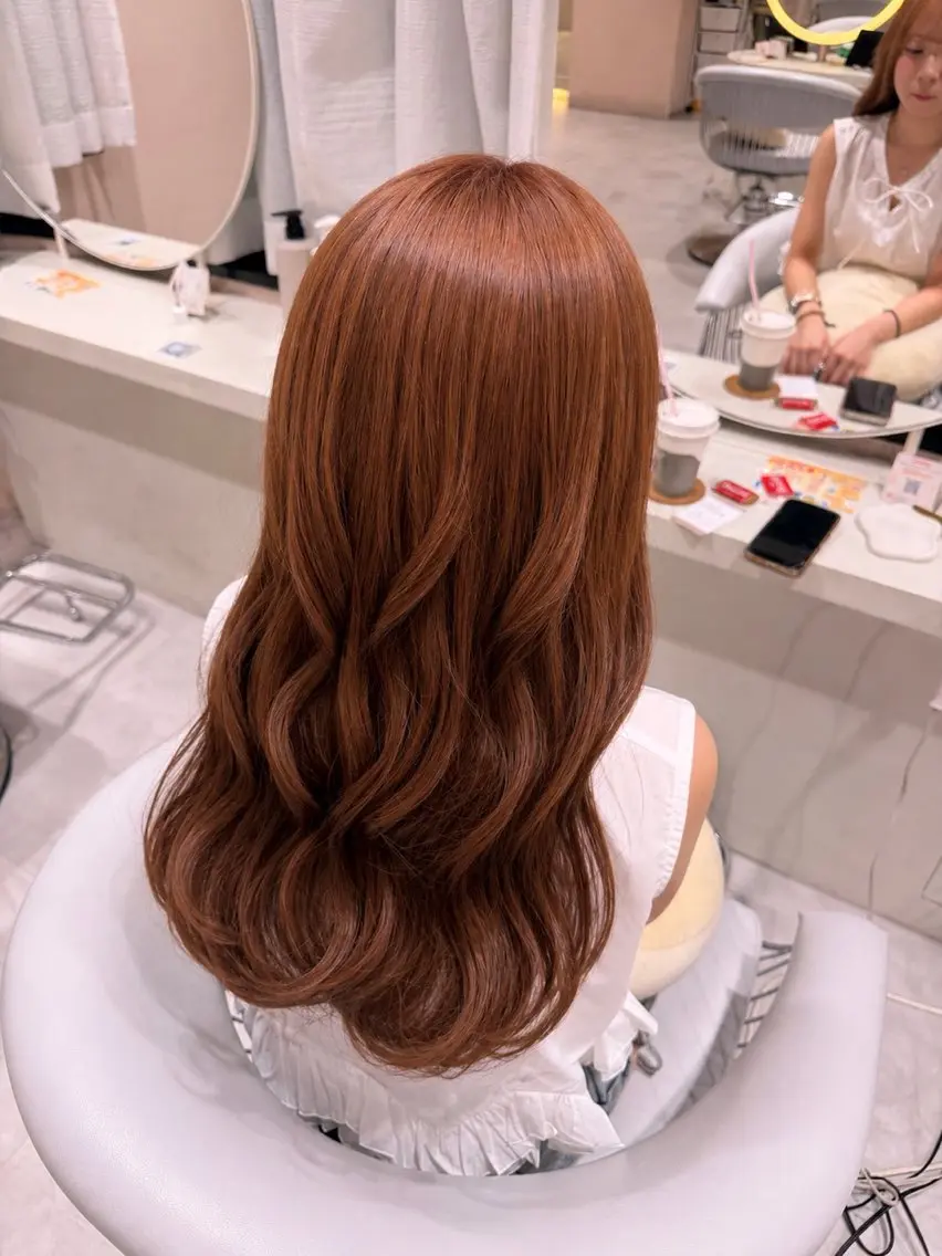 ロング カラー ブリーチ ブラウンカラー 透明感カラー みう‎🤍／ 韓国ヘアアレンジのヘアスタイル