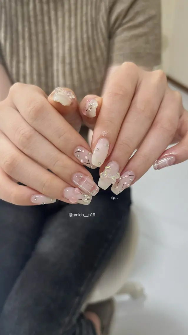 ネイル ハンドネイル ayumi ✩.*˚のネイルデザイン