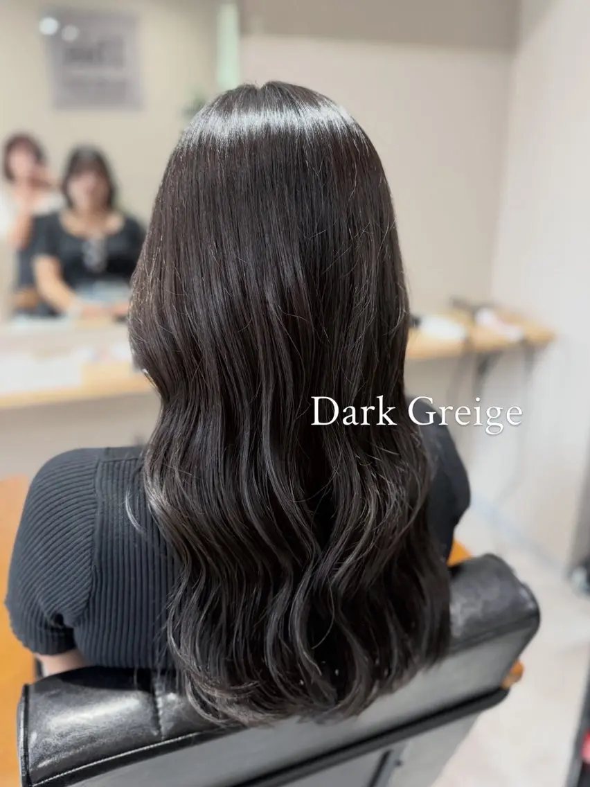 ロング カラー 透明感カラー ダークグレー ダークグレージュ グレージュ オレンジ カット ヘアカラー トリートメント CHIO 🤍のヘアスタイル