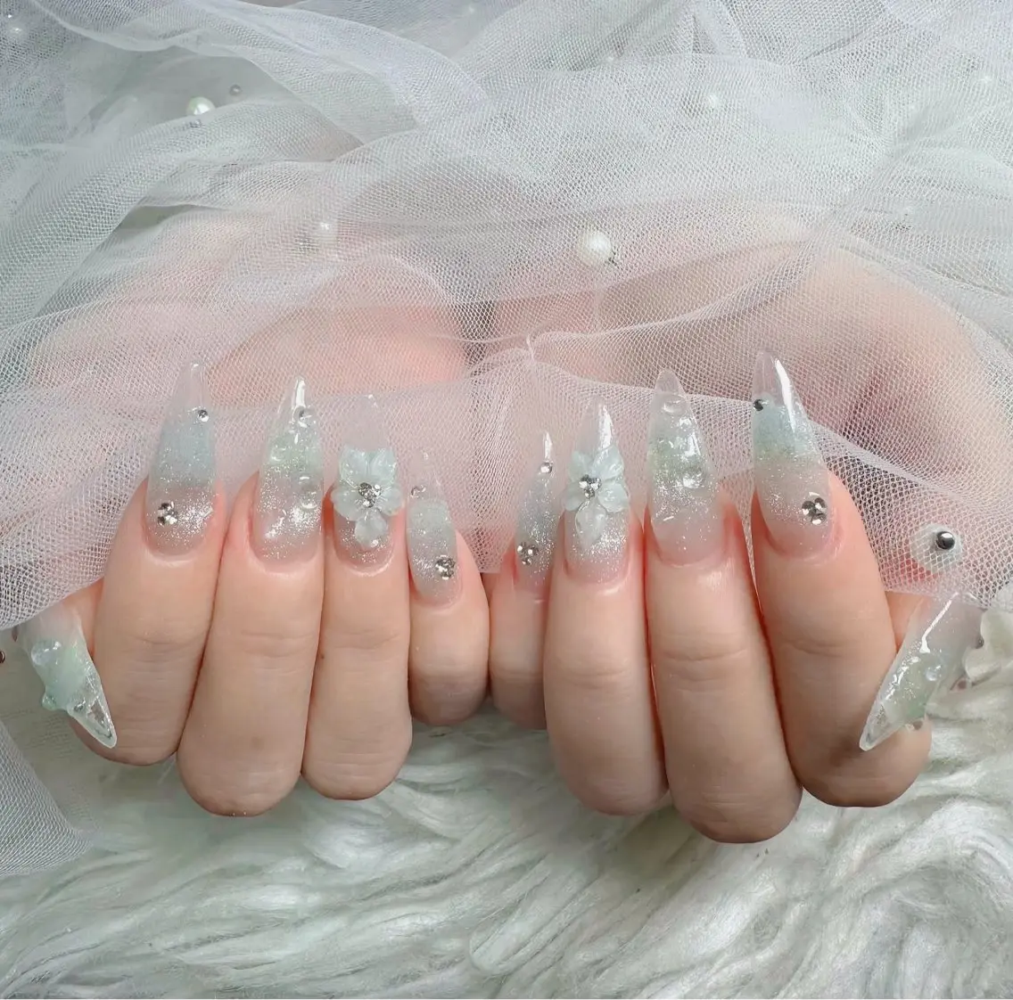 ネイル フットネイル フレンチネイル グラデーション 韓国ネイル ロングネイル ハンドネイル Hani Nail Salonのネイルデザイン
