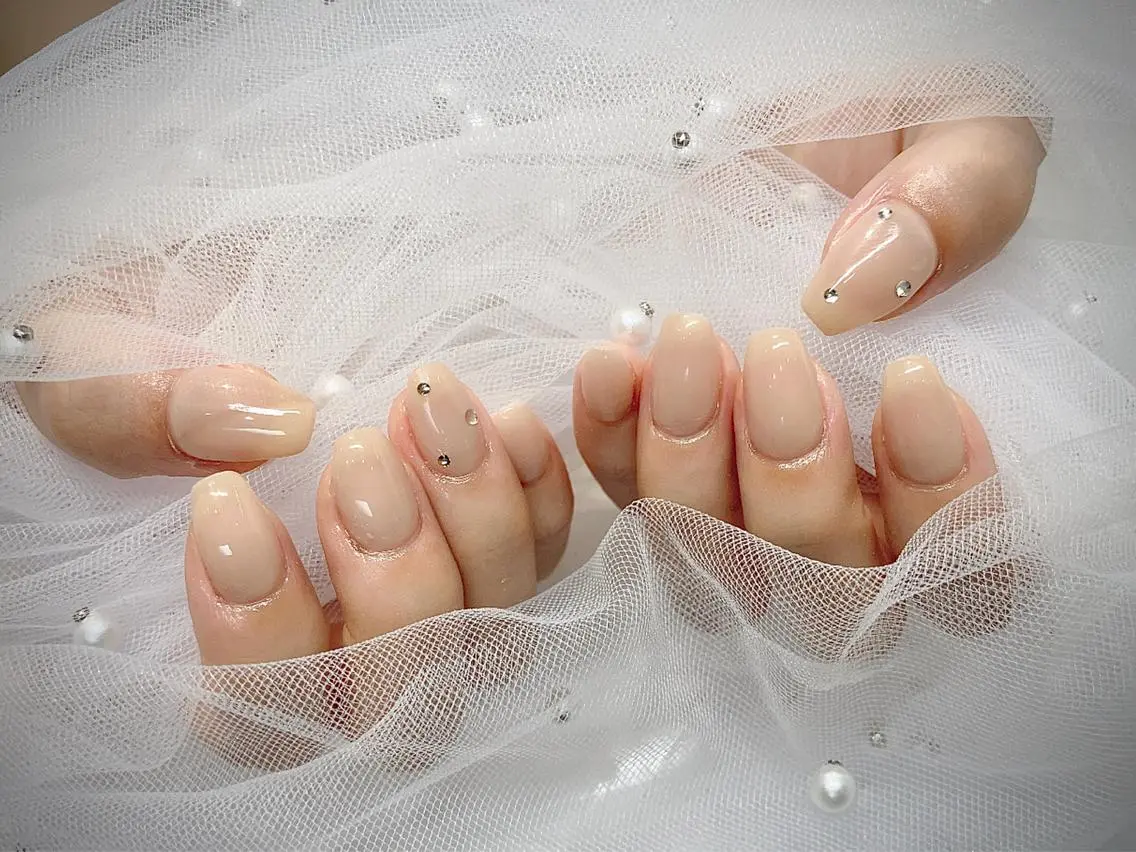 ネイル I-nailロング /ワンホン/キラキラのネイルデザイン