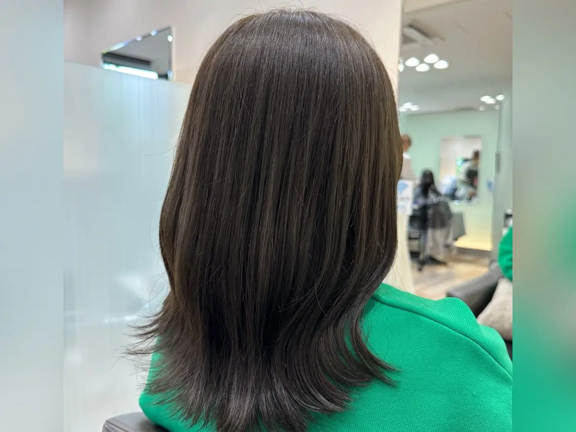 ミディアム カット ヘアカラー 大人可愛いスタイル 提案✨佐藤純菜のヘアスタイル