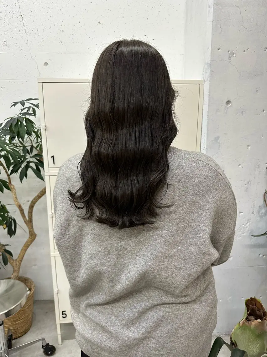 セミロング カラー ヘアカラー MUKU ひかるのヘアスタイル