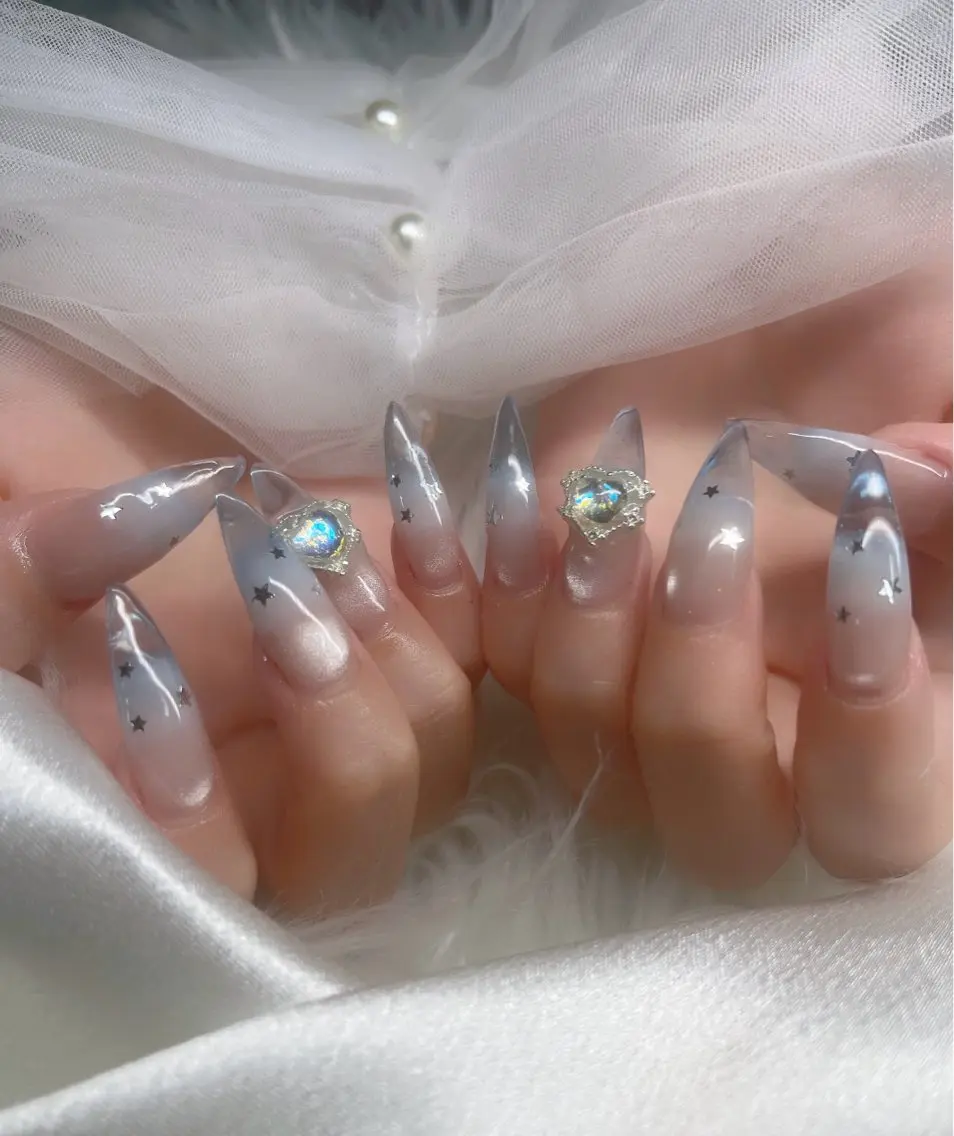 ネイル ハンドネイル YOLO NAILのネイルデザイン