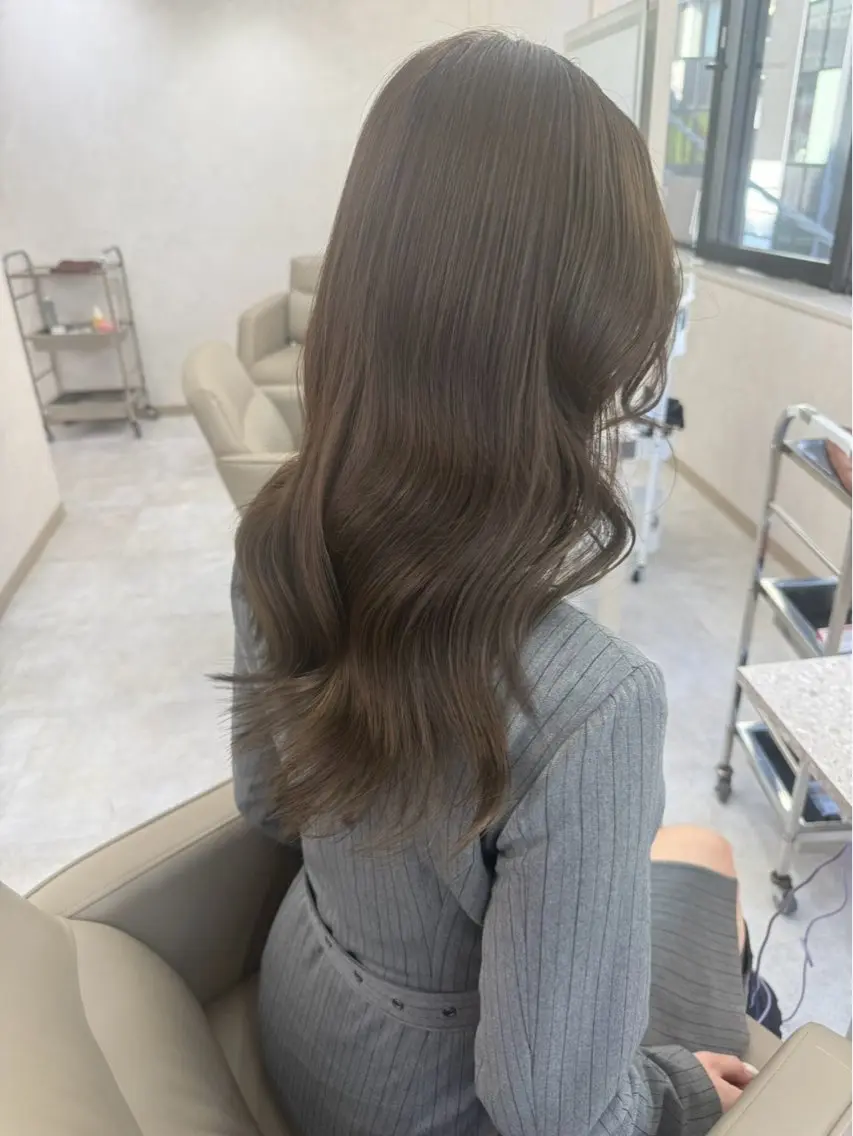 ミディアム カラー 店長 小池アキトのヘアスタイル