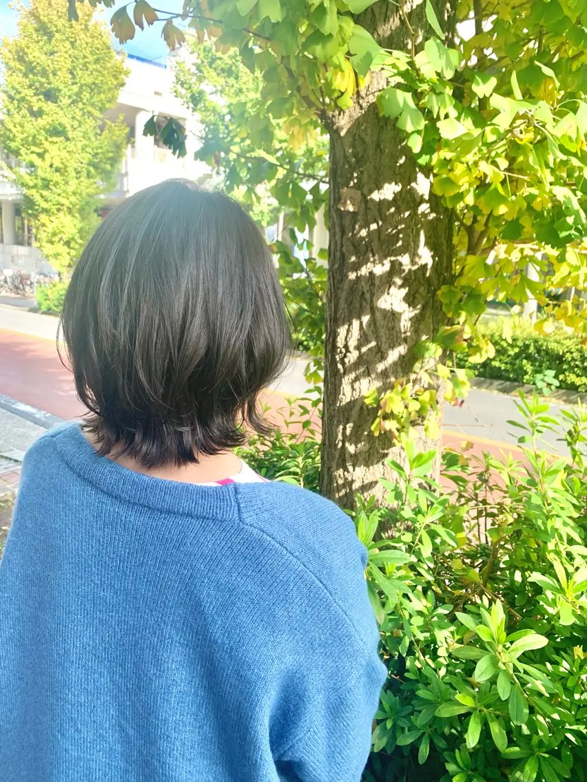 ショート カラー 透明感カラー グレージュ イルミナカラー くびれヘア 髪質改善 カット ヘアカラー トリートメント 韓国レイヤー🇰🇷 /縮毛矯正/高島奈緒のヘアスタイル