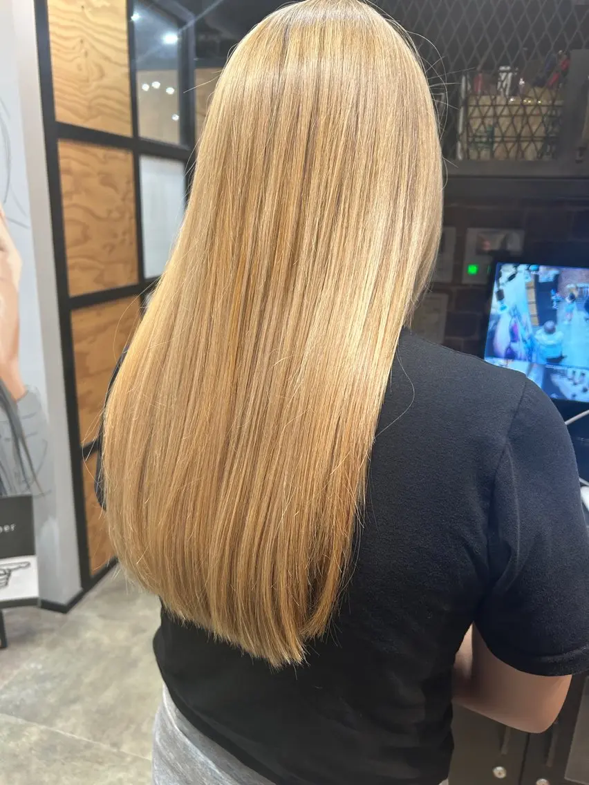 ロング カラー 久木原 ゆりのヘアスタイル