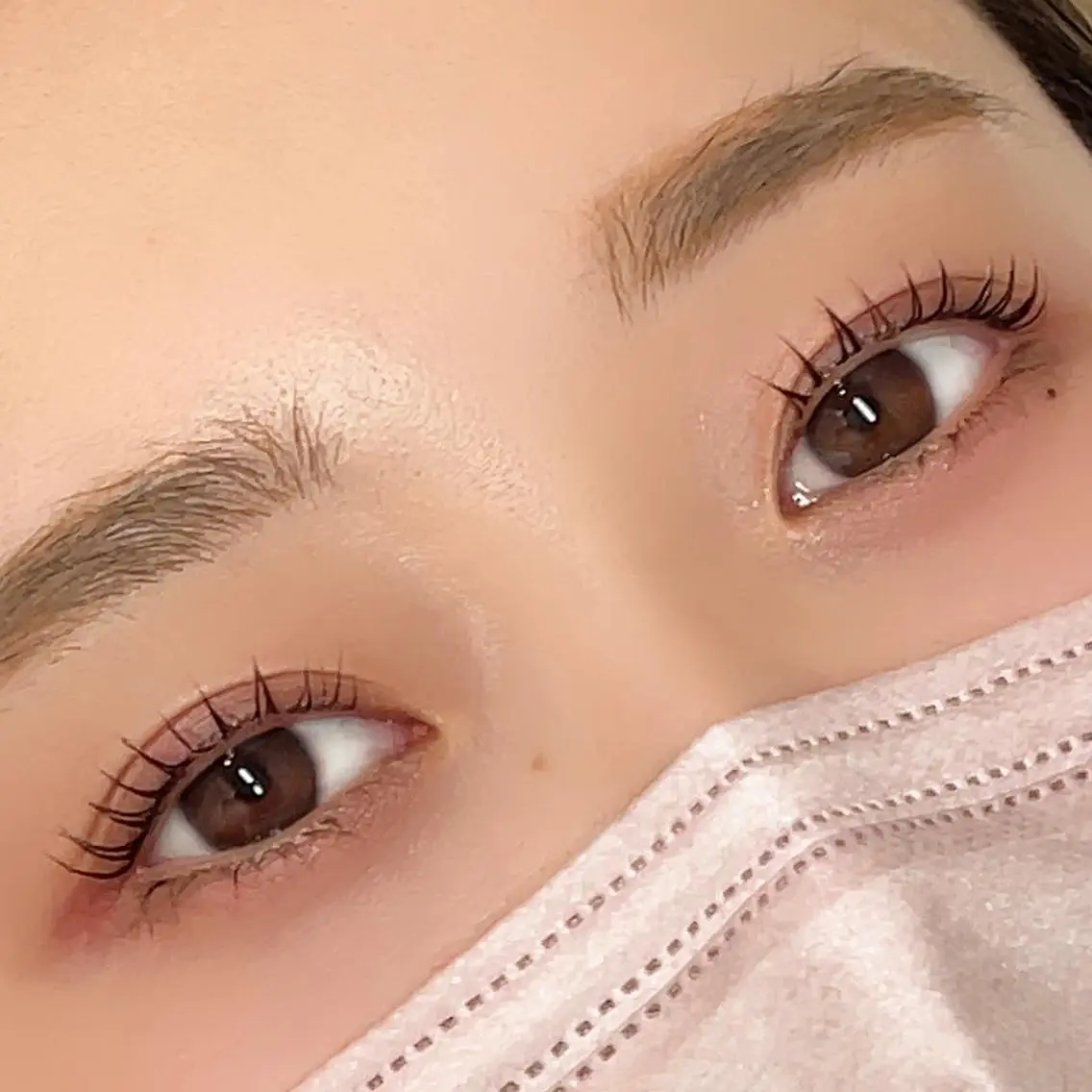 ラッシュリフトorパリジェンヌ+美眉スタイリング（ワックス脱毛）の写真