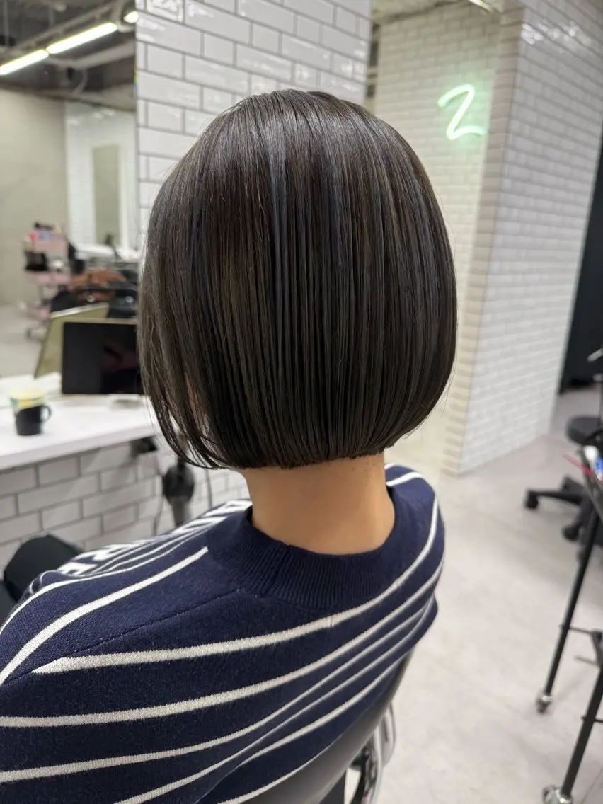 ショート カラー カット ヘアカラー トリートメント ヘッドスパ Bob &髪質改善 NEMOTOのヘアスタイル