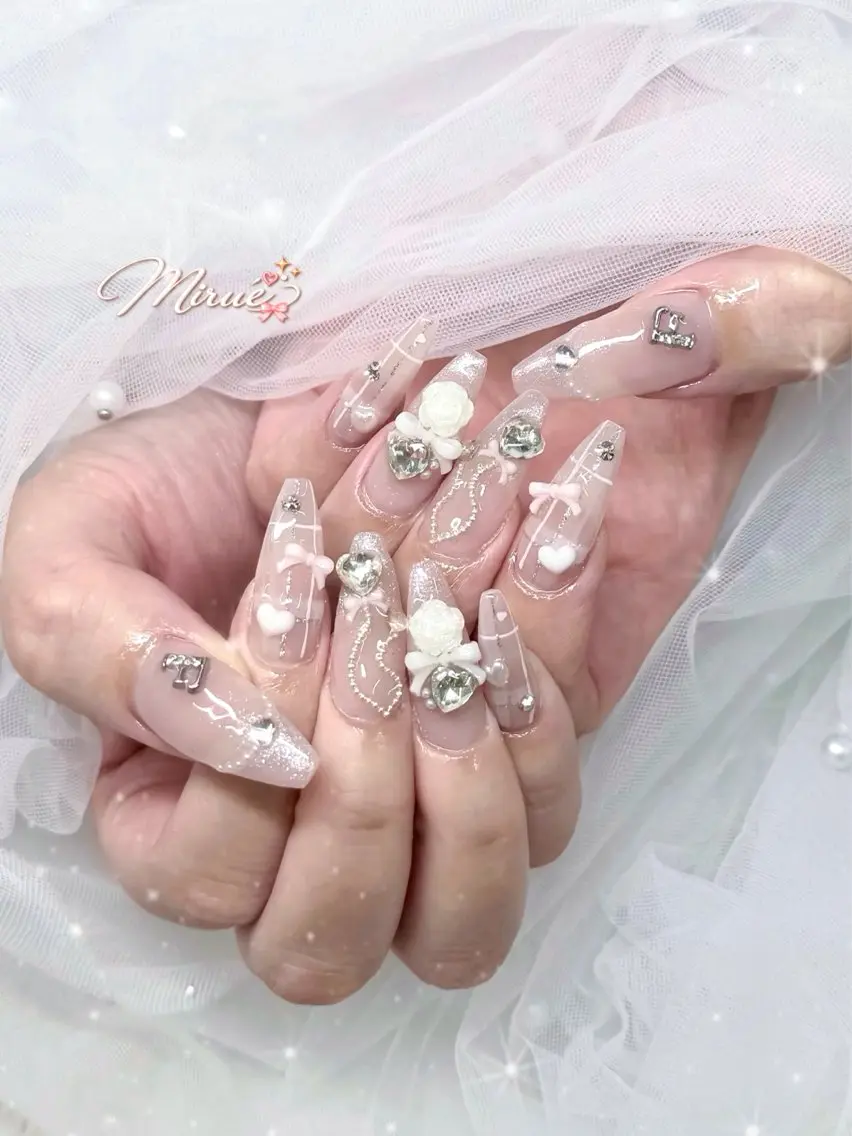 ネイル ハンドネイル 🎀MIRUÉ🎀 Natsumi♡のネイルデザイン