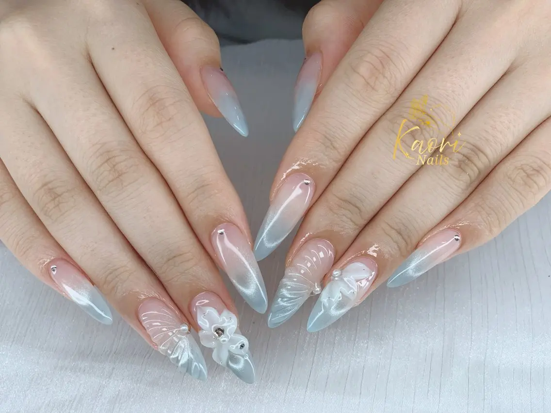 ネイル アートネイル ブルー フラワーネイル 韓国ネイル ロングネイル Kaori Nailのネイルデザイン