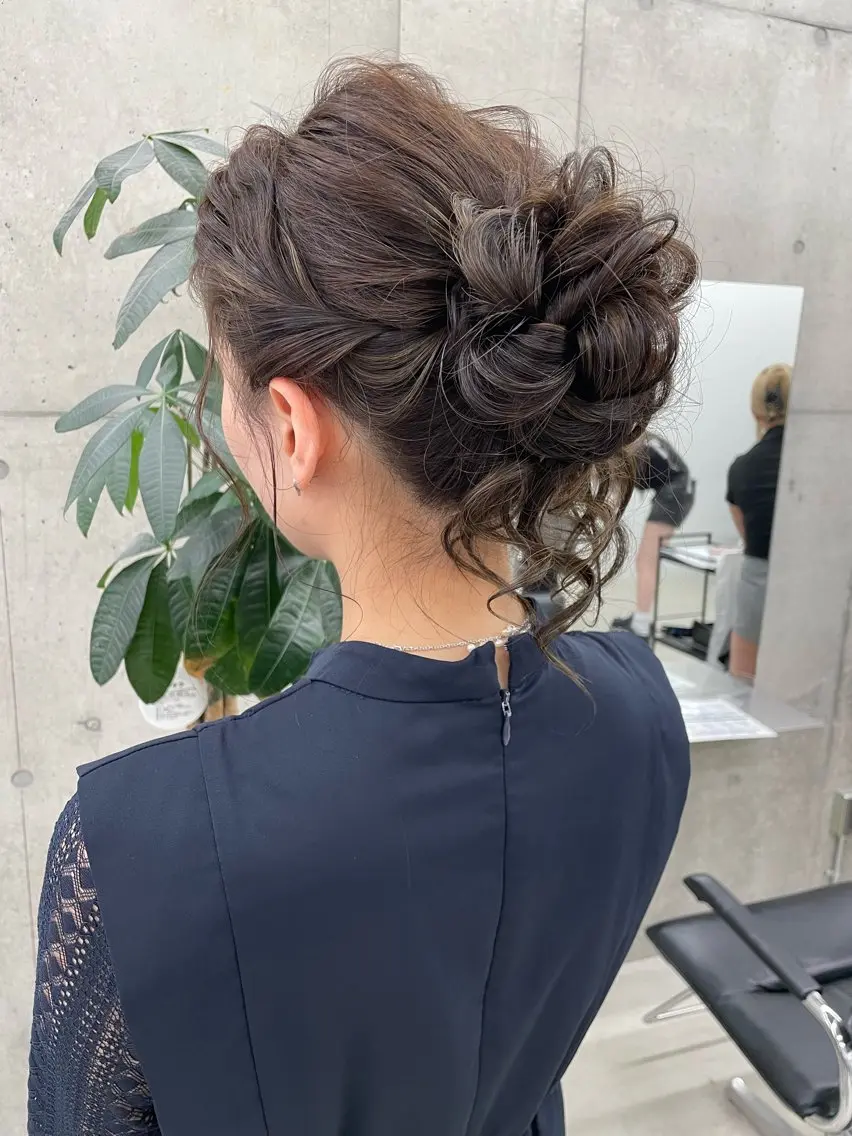 ロング カット ヘアカラー ヘアセット 手島 カミラのヘアスタイル
