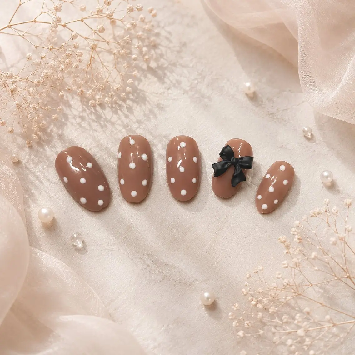 ネイル Reivl  Nails のネイルデザイン