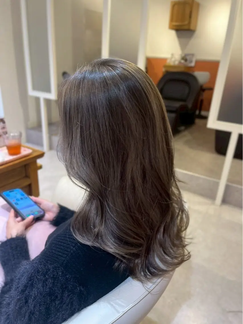 ロング カラー ヘアカラー SpecHolder mimiのヘアスタイル