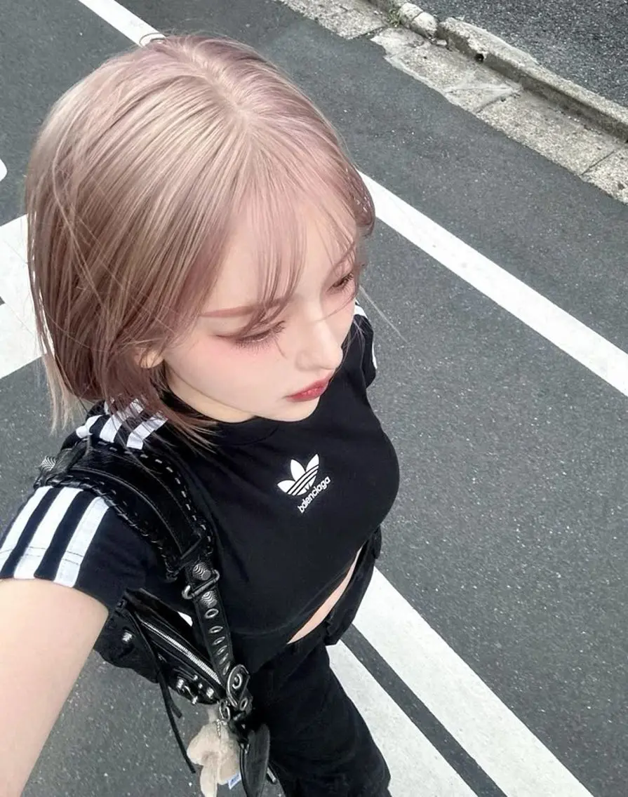 ミディアム ブリーチカラー うたのヘアスタイル