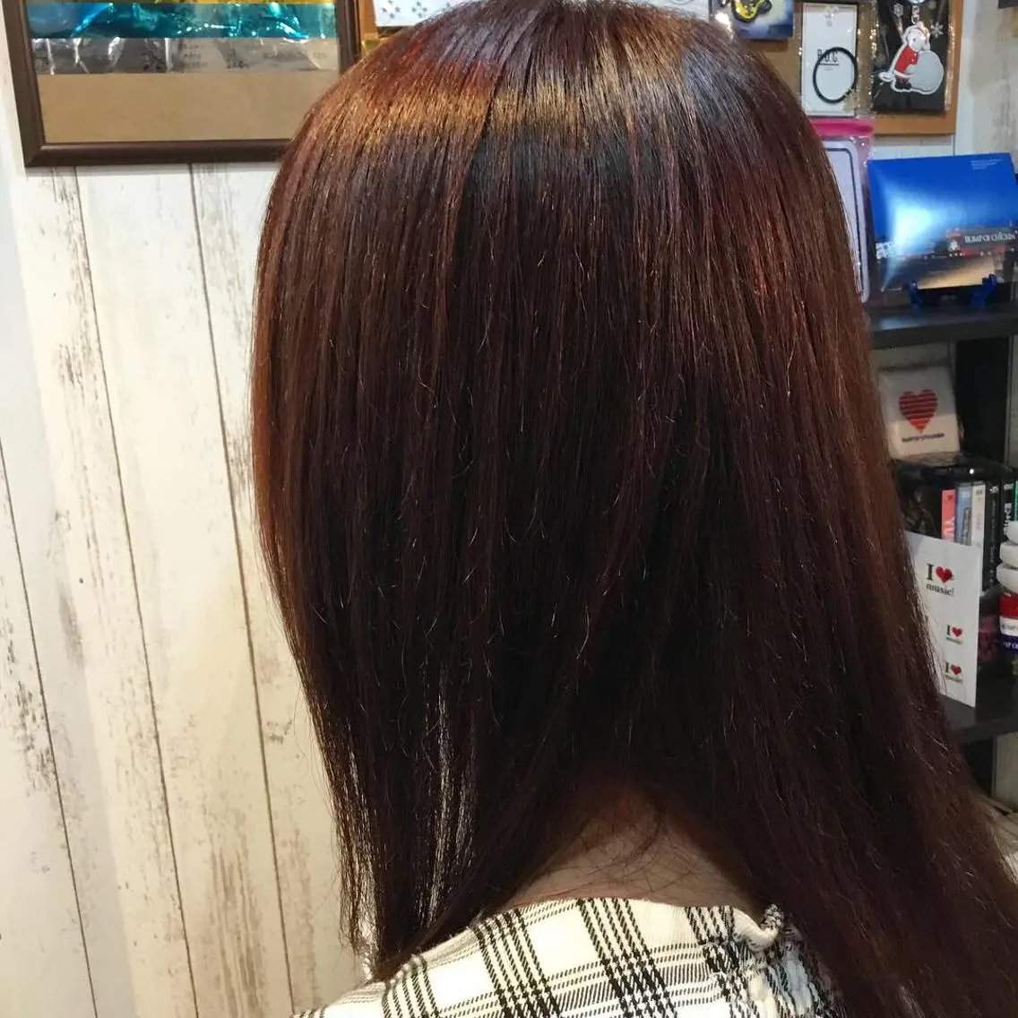 セミロング カラー embrace エンブレイスのヘアスタイル