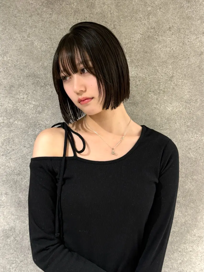 ショート カラー 切りっぱなしボブ ボブ 髪質改善 韓国風ヘア レイヤーカット カット ヘアカラー トリートメント RURI韓国ボブ 🇰🇷タッセルボブのヘアスタイル