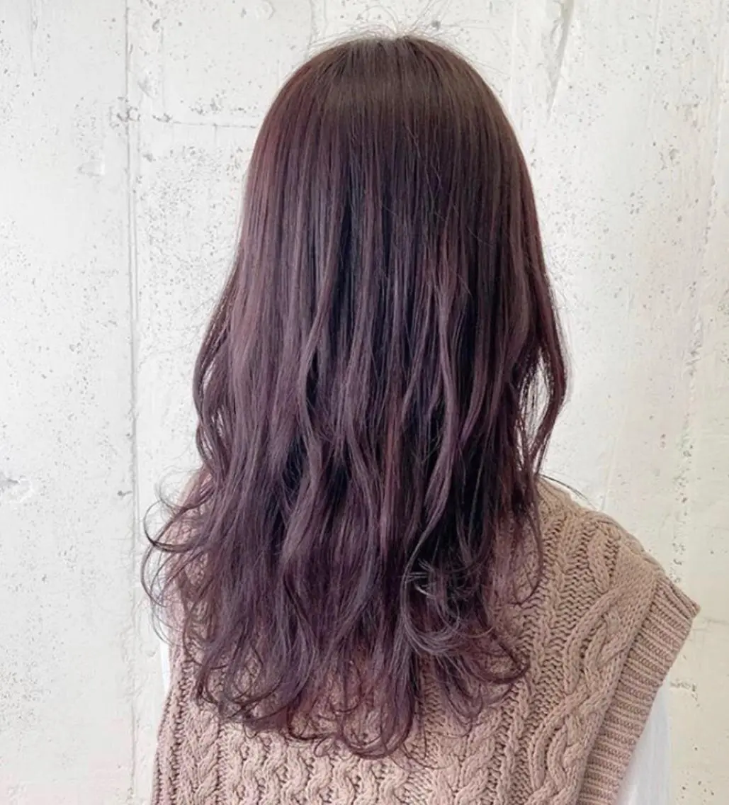 セミロング カラー KAEDE🎀 縮毛矯正&パーマ特化のヘアスタイル