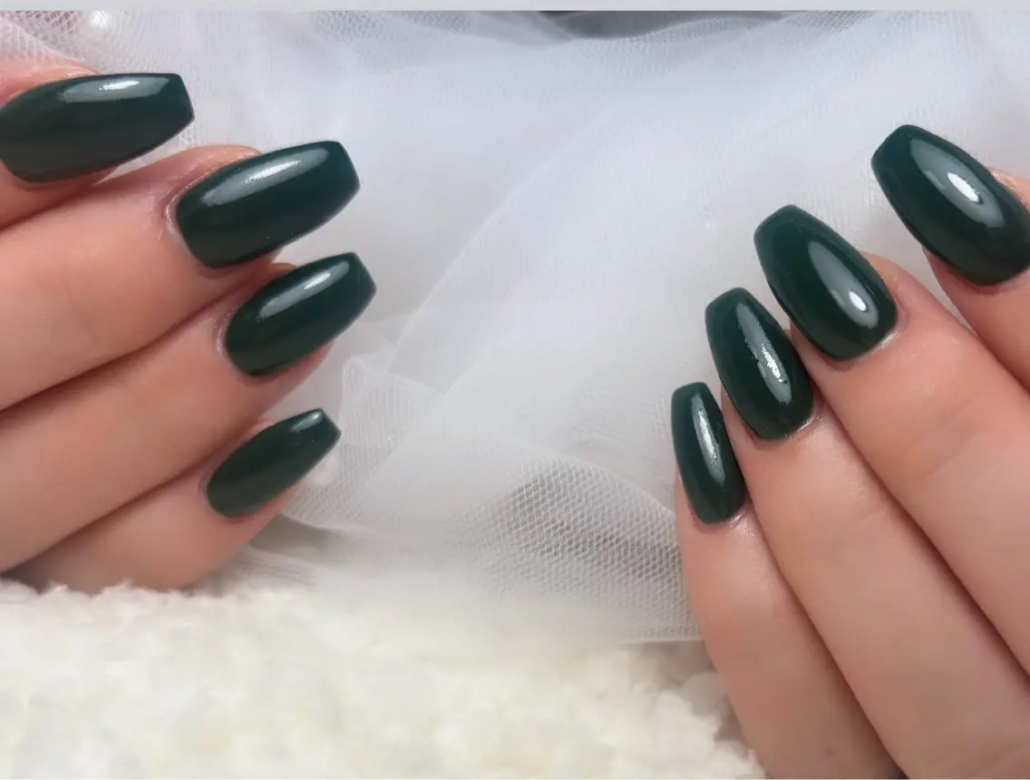 ロング 賀城 美幸のネイルデザイン