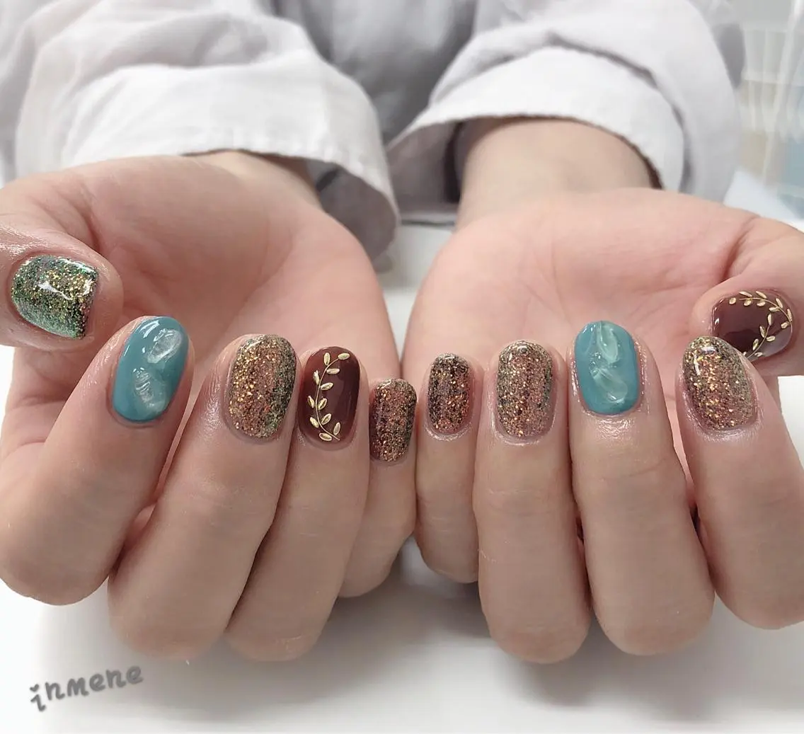 ネイル ハンドネイル IN MENEのネイルデザイン