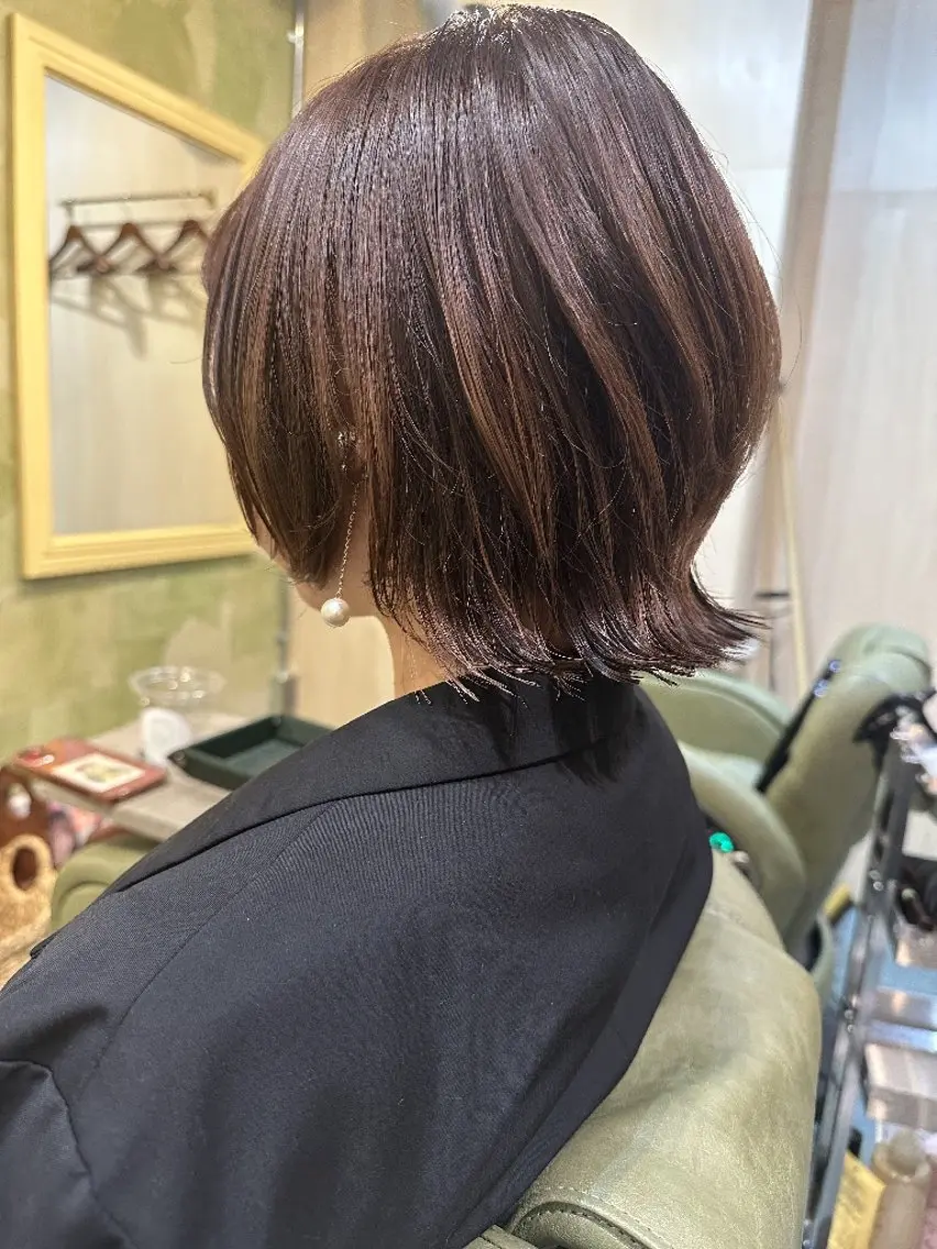 ショート ショートボブ ボブ ショートヘア 外ハネヘア カット トリートメント 川端 智治のヘアスタイル