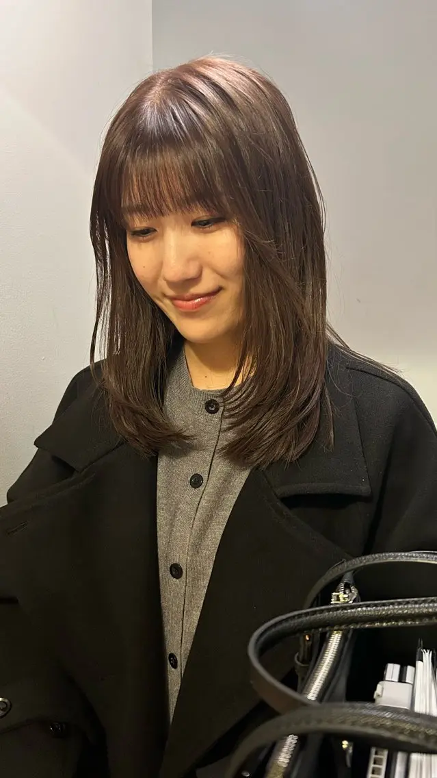 ミディアム 透明感カラー 🦙なりたりみのヘアスタイル
