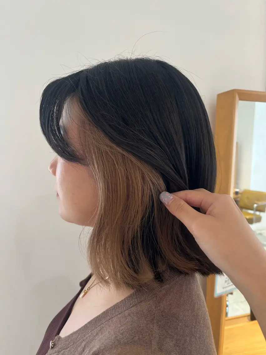 カラー ベージュカラー ブリーチ ミルクティーベージュ ヘアカラー 和泉田 真白のヘアスタイル