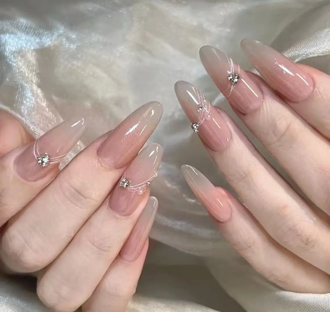 【HAND 折れにくさ&モチ◎】チップ4本デザインコースの写真