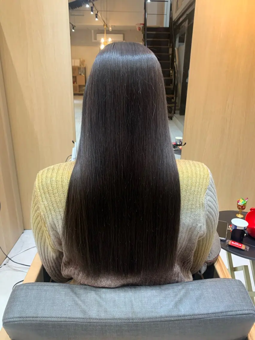 ロング 本多 永佳のヘアスタイル