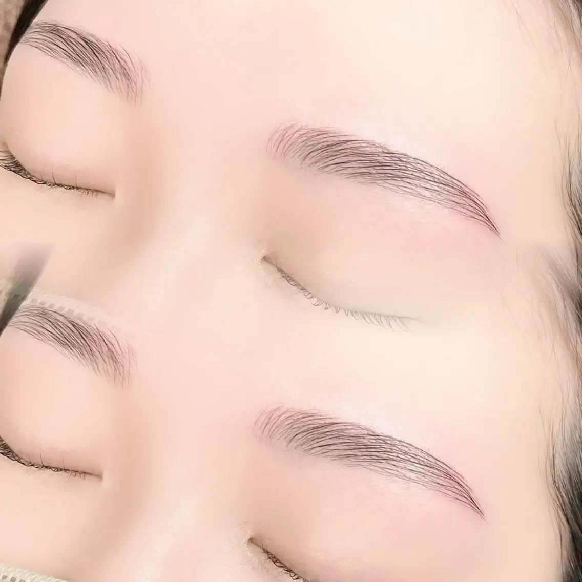 アイブロウ ハリウッドブロウリフト eyelash Ronguiのマツエク・マツパデザイン
