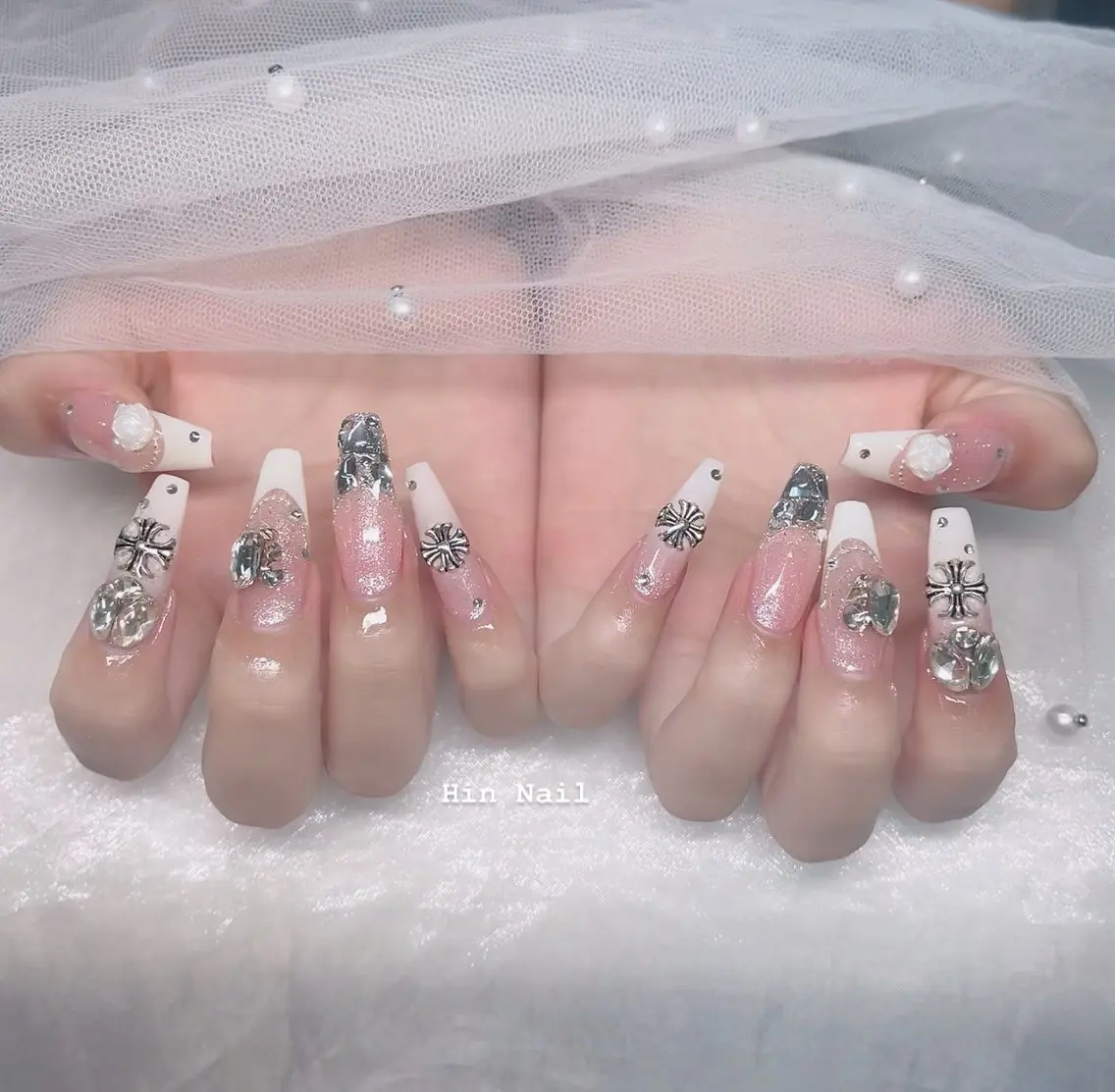 ネイル ハンドネイル HIN NAILのネイルデザイン