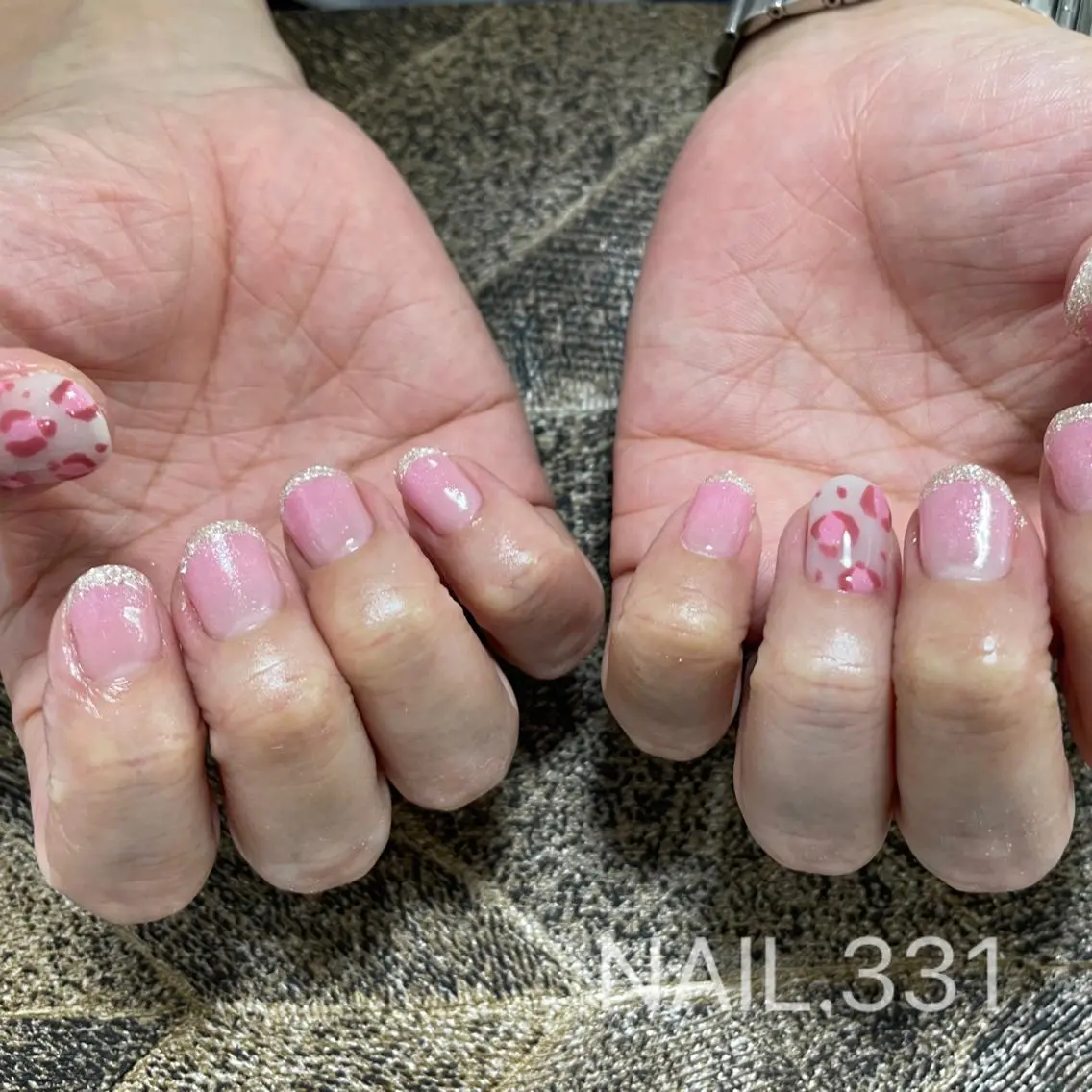 ネイル ハンドネイル フットネイル Nail 331のネイルデザイン