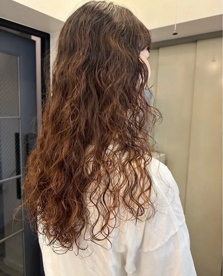 ロング IIZUKA RYOKEI🌿のヘアスタイル
