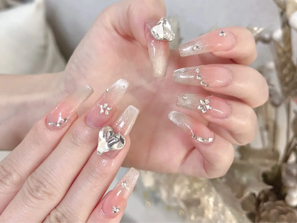 ネイル Glow Nail スカルプ専門店のネイルデザイン